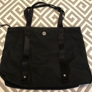 Lululemon Summer Lovin' Tote Black